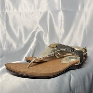 Lauren Ralph Lauren Metallic Sandals. NWOT